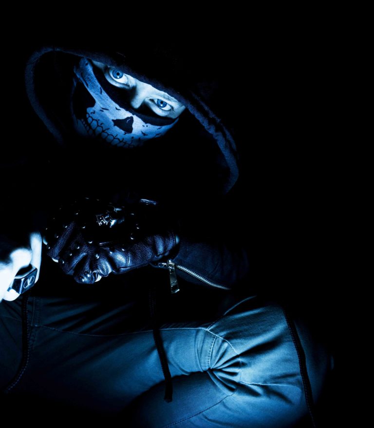 Voolgarizm Mask in a blu light